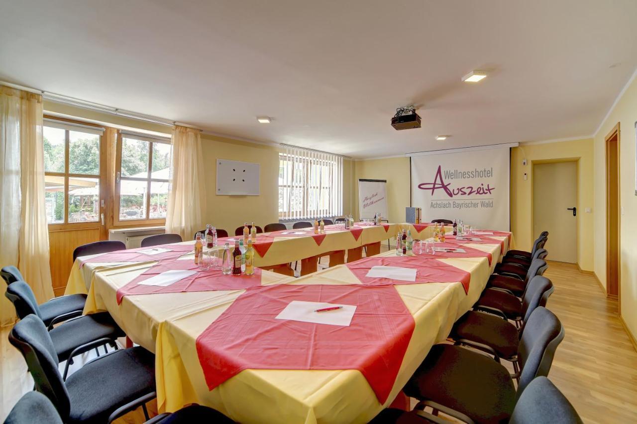 Wellnesshotel Deine Auszeit, Adults Only Achslach Exterior foto